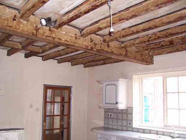 wood cleaning, fire damage,  oak beam cleaning, beam cleaning, yorkshire, fire restoration